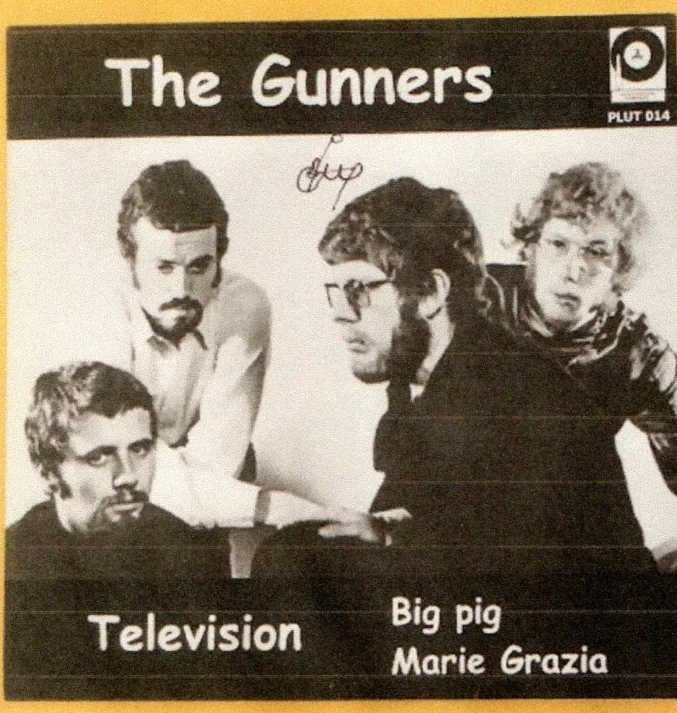 Hoes van de single PLUT 014 — The Gunners: Television, Big pig, Marie Grazia